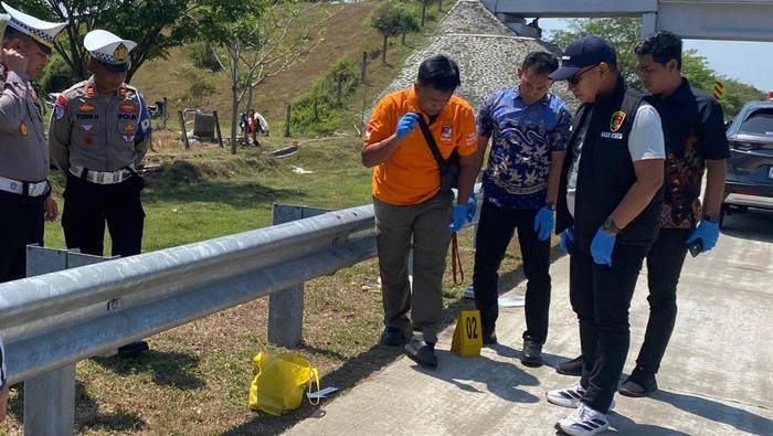 4 Orang Diperiksa Terkait Temuan Tas Penuh Amunisi di Tol Madiun
